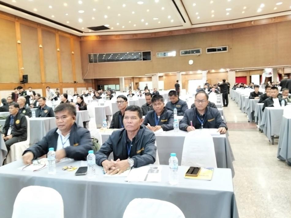 โครงการอบรมเพื่อเพิ่มประสิทธิภาพในการปฏิบัติงานของผู้บริหารท้องถิ่นฯ