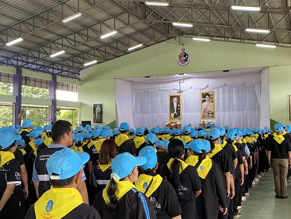       นายอลงกรณ์  รัตนโกเศศ นายกเทศมนตรีตำบลหนองลาด  มอบหมายให้เจ้าหน้าที่พนักงานเทศบาลตำบลหนองลาด  เข้าร่วมกิจกรรมจิตอาสาพัฒนาเนื่องในโอกาสวันคล้ายวันพระราชสมภพสมเด็จพระนางเจ้าสิริกิติ์ พระบรมราชินีนาถ...